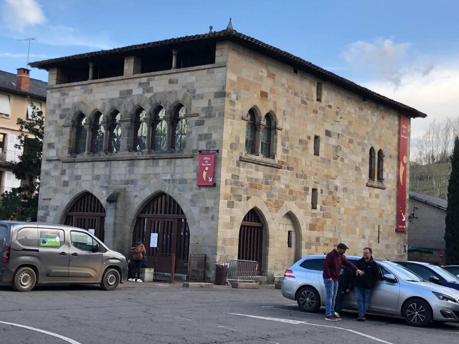 Chez Sophie Et Gege. Maison De Ville, Deux Chambres, De Plain-Pied Figeac Ngoại thất bức ảnh