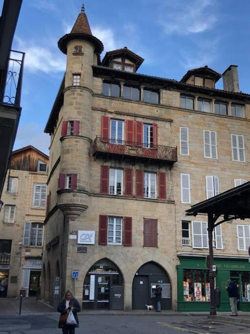 Chez Sophie Et Gege. Maison De Ville, Deux Chambres, De Plain-Pied Figeac Ngoại thất bức ảnh