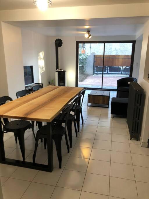 Chez Sophie Et Gege. Maison De Ville, Deux Chambres, De Plain-Pied Figeac Ngoại thất bức ảnh