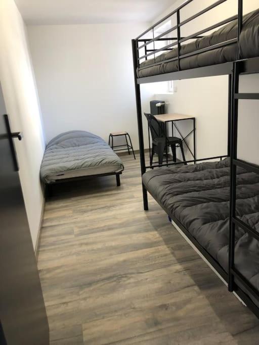 Chez Sophie Et Gege. Maison De Ville, Deux Chambres, De Plain-Pied Figeac Ngoại thất bức ảnh